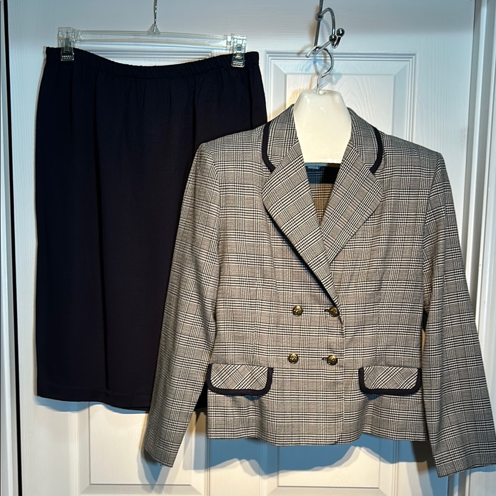 Leslie Fay Plaid Blazer & Skirt Set Size 16